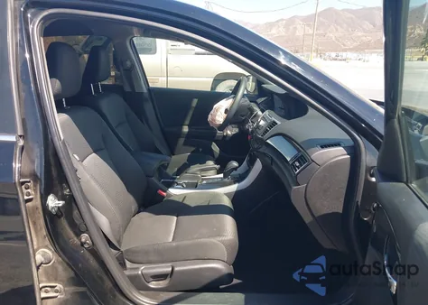 2017 Honda Accord Lx z USA, uszkodzony, nr VIN 1HGCR2F39HA248707